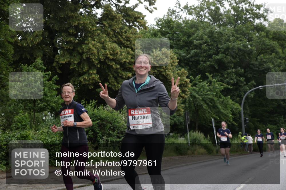 14.06.2026 - REWE Women's Run Jannik Wohlers http://msf.ph/oto/9797961 14.06.2026 10:01:47 Laufen 11476, 10791, 57 meine-sportfotos.de