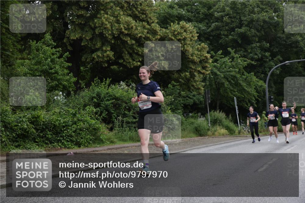 14.06.2026 - REWE Women's Run Jannik Wohlers http://msf.ph/oto/9797970 14.06.2026 10:01:50 Laufen 10609 meine-sportfotos.de