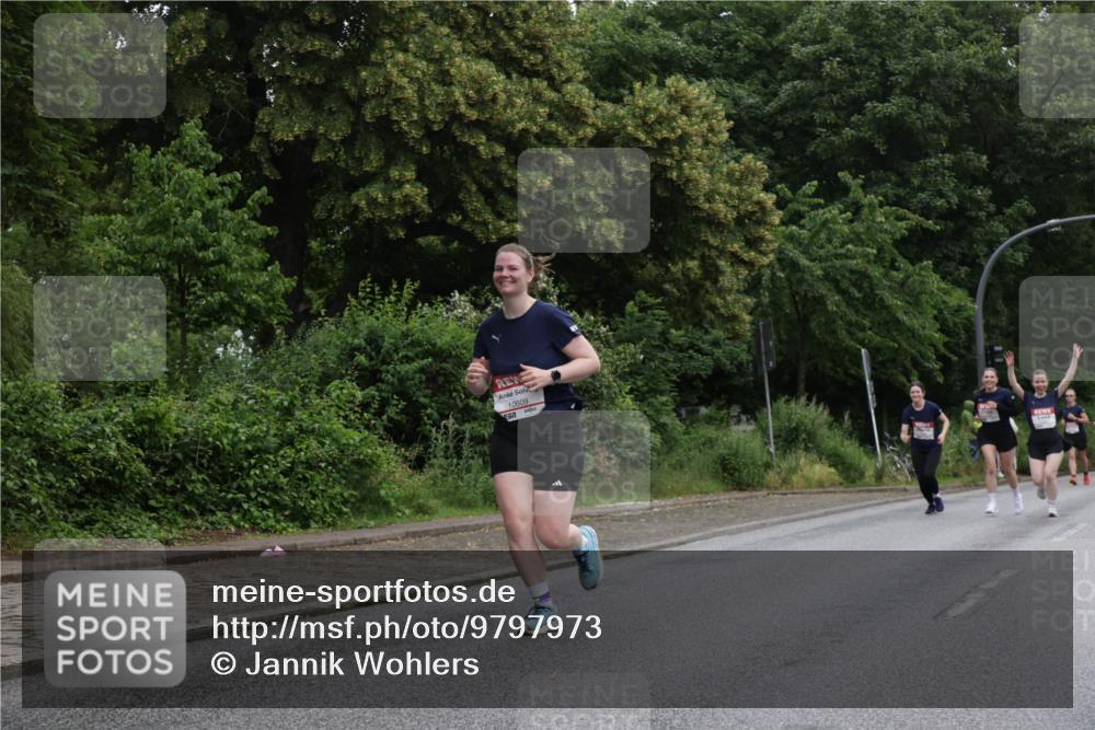 14.06.2026 - REWE Women's Run Jannik Wohlers http://msf.ph/oto/9797973 14.06.2026 10:01:50 Laufen 10609 meine-sportfotos.de