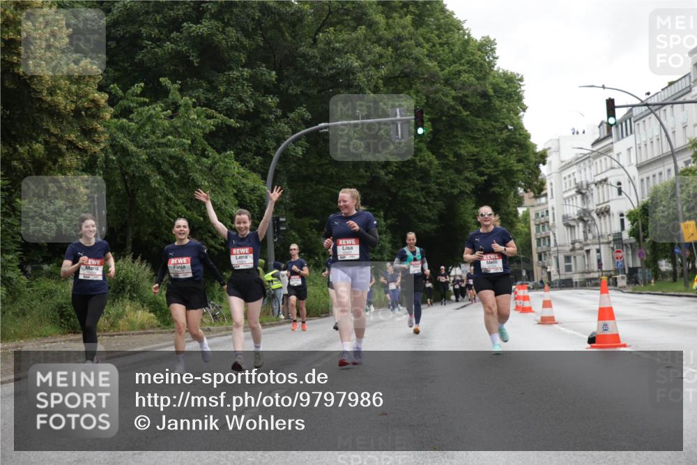 14.06.2026 - REWE Women's Run Jannik Wohlers http://msf.ph/oto/9797986 14.06.2026 10:01:52 Laufen 1 meine-sportfotos.de