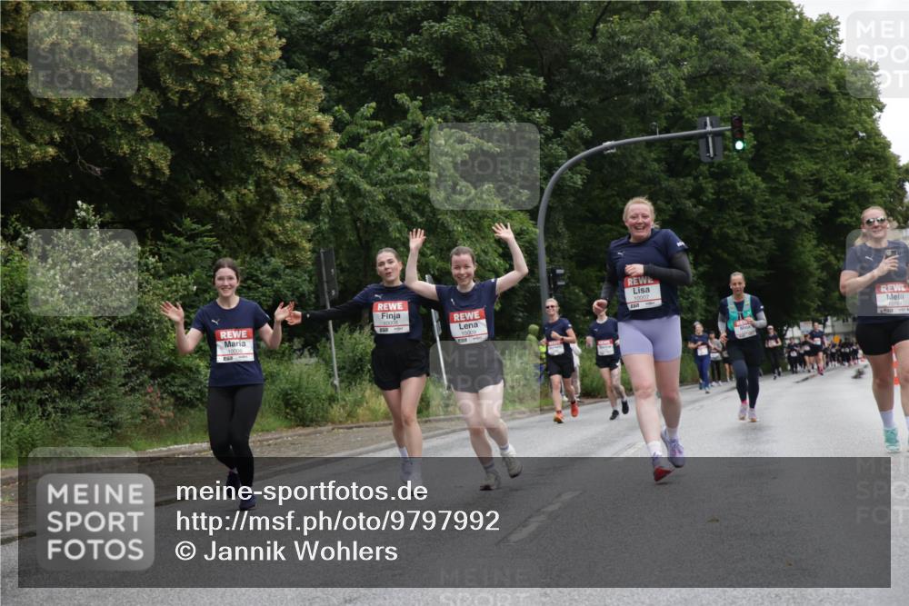 14.06.2026 - REWE Women's Run Jannik Wohlers http://msf.ph/oto/9797992 14.06.2026 10:01:53 Laufen 10008, 10007, 10164 meine-sportfotos.de
