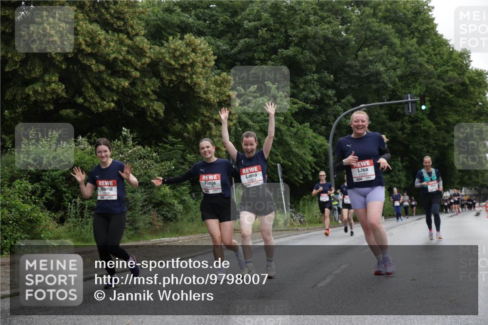 14.06.2026 - REWE Women's Run Jannik Wohlers http://msf.ph/oto/9798007 14.06.2026 10:01:54 Laufen 10006, 10008, 10009, 10007, 57 meine-sportfotos.de