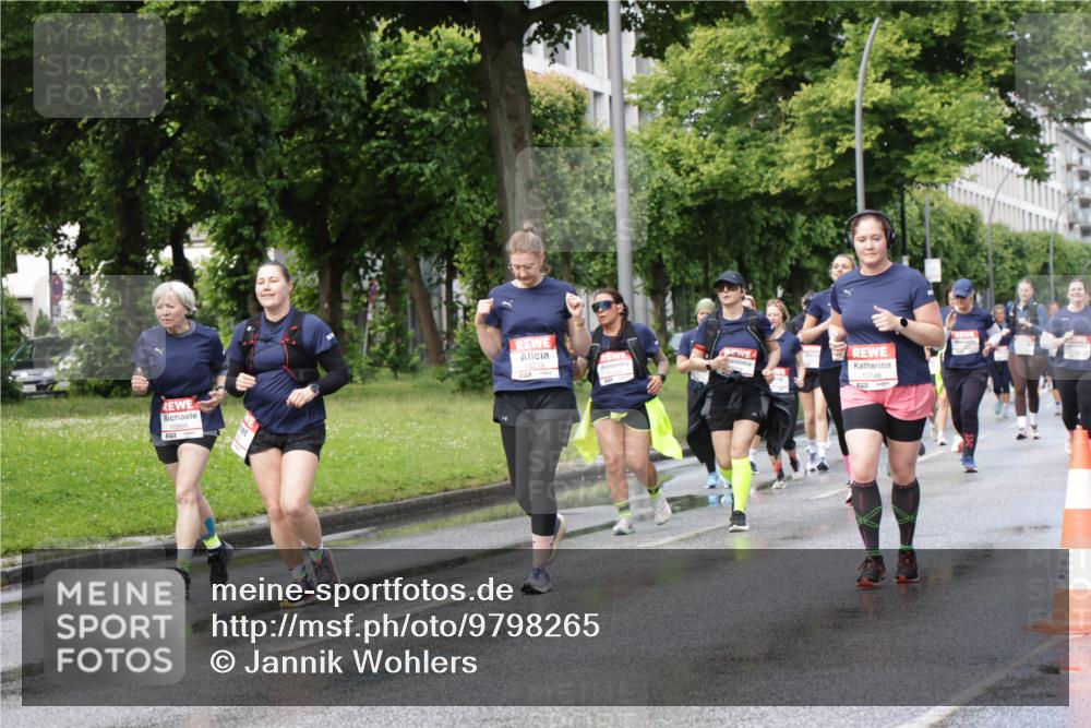14.06.2026 - REWE Women's Run Jannik Wohlers http://msf.ph/oto/9798265 14.06.2026 09:12:45 Laufen 10216, 10746 meine-sportfotos.de