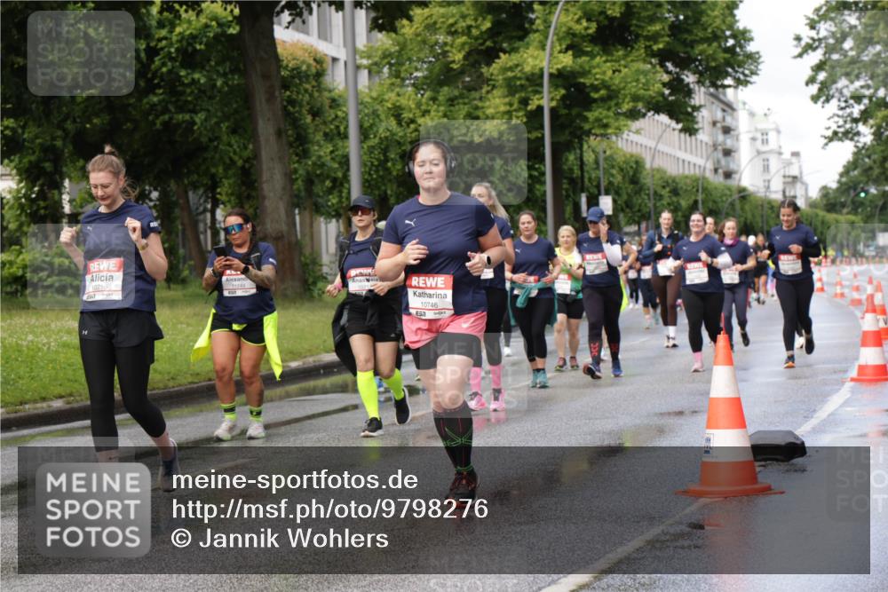 14.06.2026 - REWE Women's Run Jannik Wohlers http://msf.ph/oto/9798276 14.06.2026 09:12:46 Laufen 10216, 10746, 24 meine-sportfotos.de
