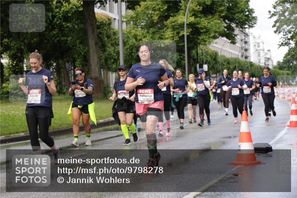 14.06.2026 - REWE Women's Run Jannik Wohlers http://msf.ph/oto/9798278 14.06.2026 09:12:46 Laufen 10216, 11249, 10746, 51 meine-sportfotos.de
