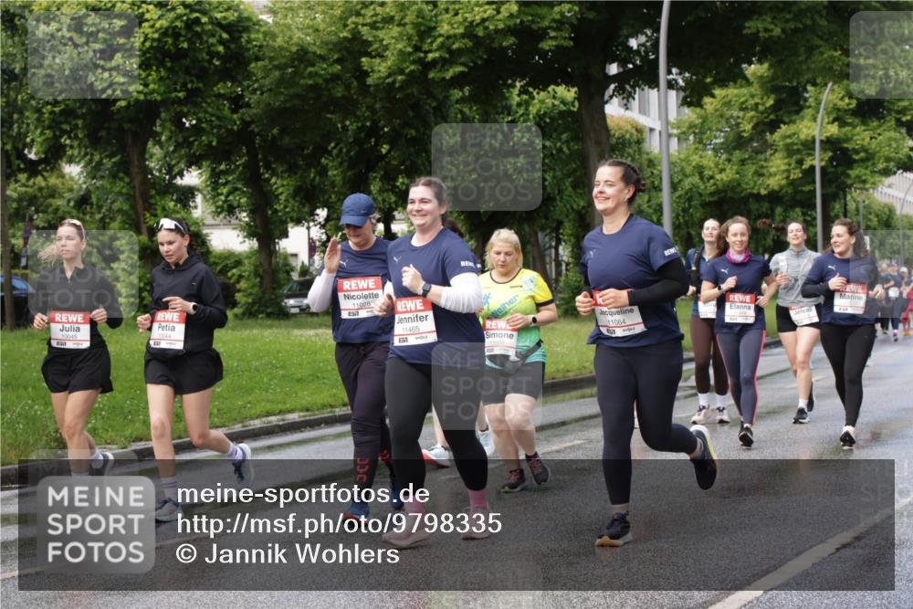 14.06.2026 - REWE Women's Run Jannik Wohlers http://msf.ph/oto/9798335 14.06.2026 09:12:53 Laufen 10045, 10044, 11028, 11465, 57, 11000, 11064 meine-sportfotos.de