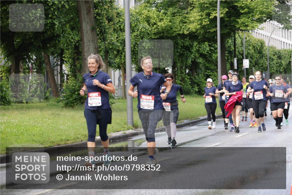 14.06.2026 - REWE Women's Run Jannik Wohlers http://msf.ph/oto/9798352 14.06.2026 09:12:59 Laufen 10506 meine-sportfotos.de
