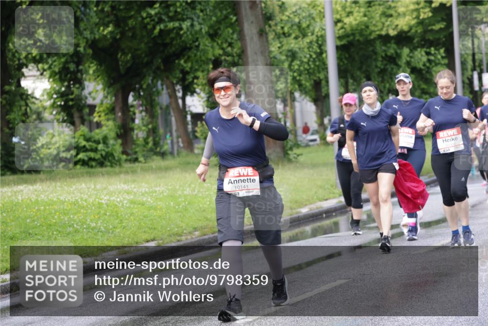14.06.2026 - REWE Women's Run Jannik Wohlers http://msf.ph/oto/9798359 14.06.2026 09:13:05 Laufen 10141, 10306, 57 meine-sportfotos.de