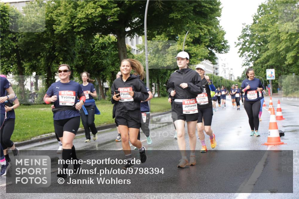 14.06.2026 - REWE Women's Run Jannik Wohlers http://msf.ph/oto/9798394 14.06.2026 09:13:12 Laufen 10607, 10403, 10401, 10918 meine-sportfotos.de