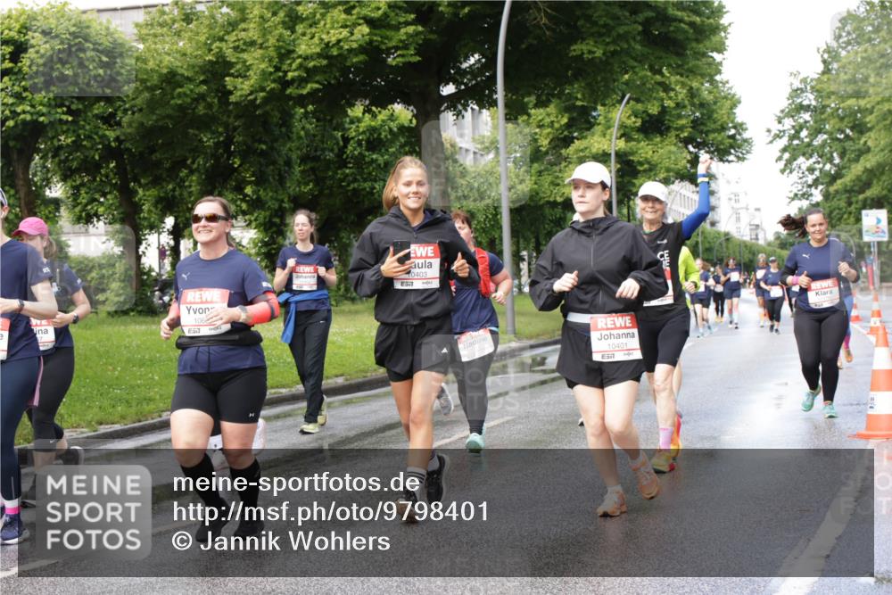 14.06.2026 - REWE Women's Run Jannik Wohlers http://msf.ph/oto/9798401 14.06.2026 09:13:12 Laufen 106, 57, 0403, 10401, 7 meine-sportfotos.de