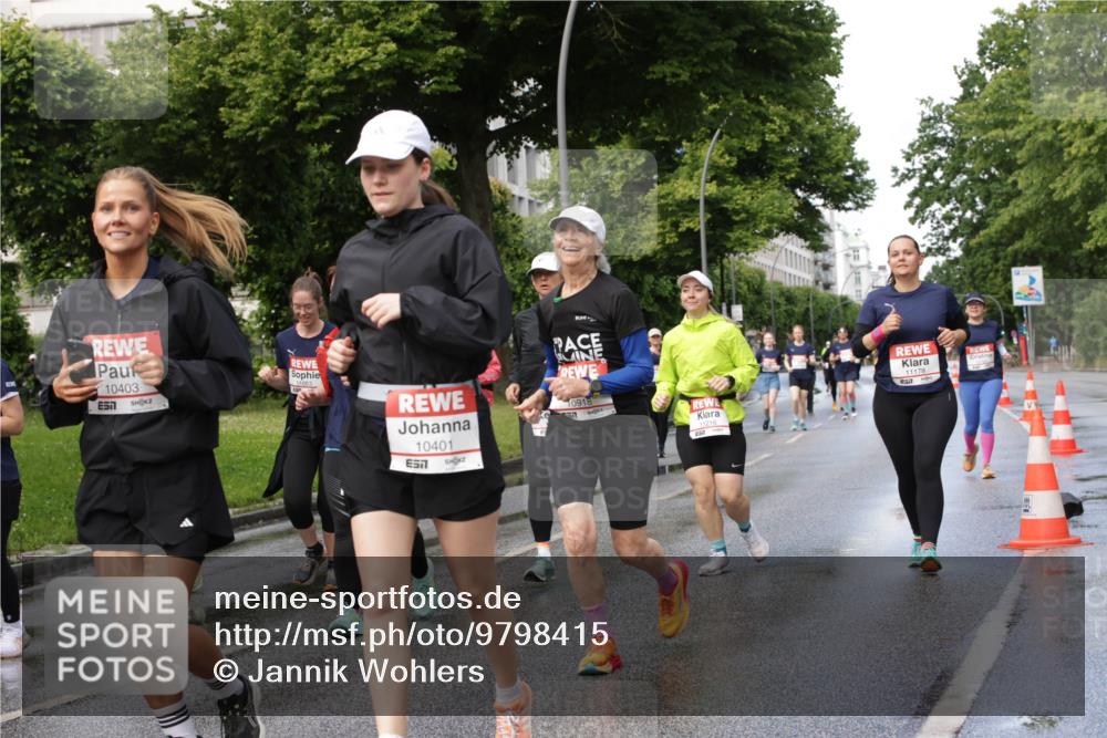 14.06.2026 - REWE Women's Run Jannik Wohlers http://msf.ph/oto/9798415 14.06.2026 09:13:13 Laufen 10403, 10401, 7, 10918, 11178 meine-sportfotos.de