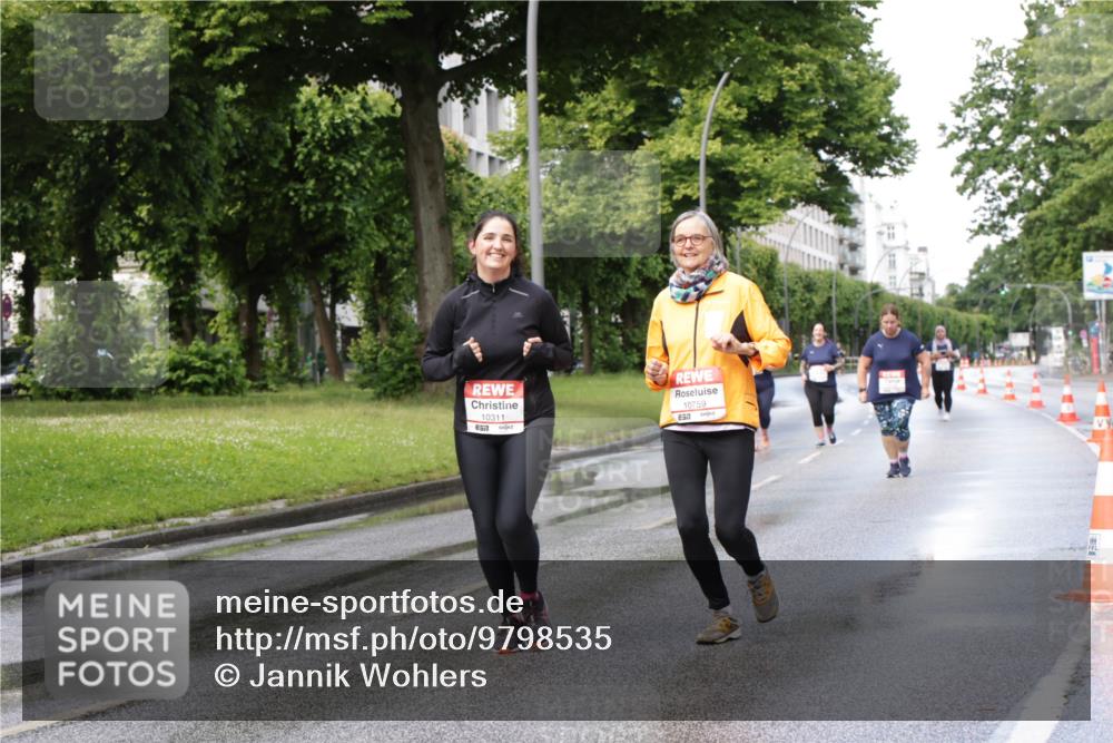 14.06.2026 - REWE Women's Run Jannik Wohlers http://msf.ph/oto/9798535 14.06.2026 09:13:33 Laufen 10311, 57, 10759, 57 meine-sportfotos.de