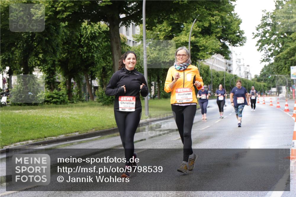 14.06.2026 - REWE Women's Run Jannik Wohlers http://msf.ph/oto/9798539 14.06.2026 09:13:34 Laufen 10311, 57, 5, 10759 meine-sportfotos.de