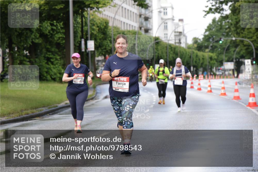 14.06.2026 - REWE Women's Run Jannik Wohlers http://msf.ph/oto/9798543 14.06.2026 09:13:37 Laufen 11190, 7 meine-sportfotos.de