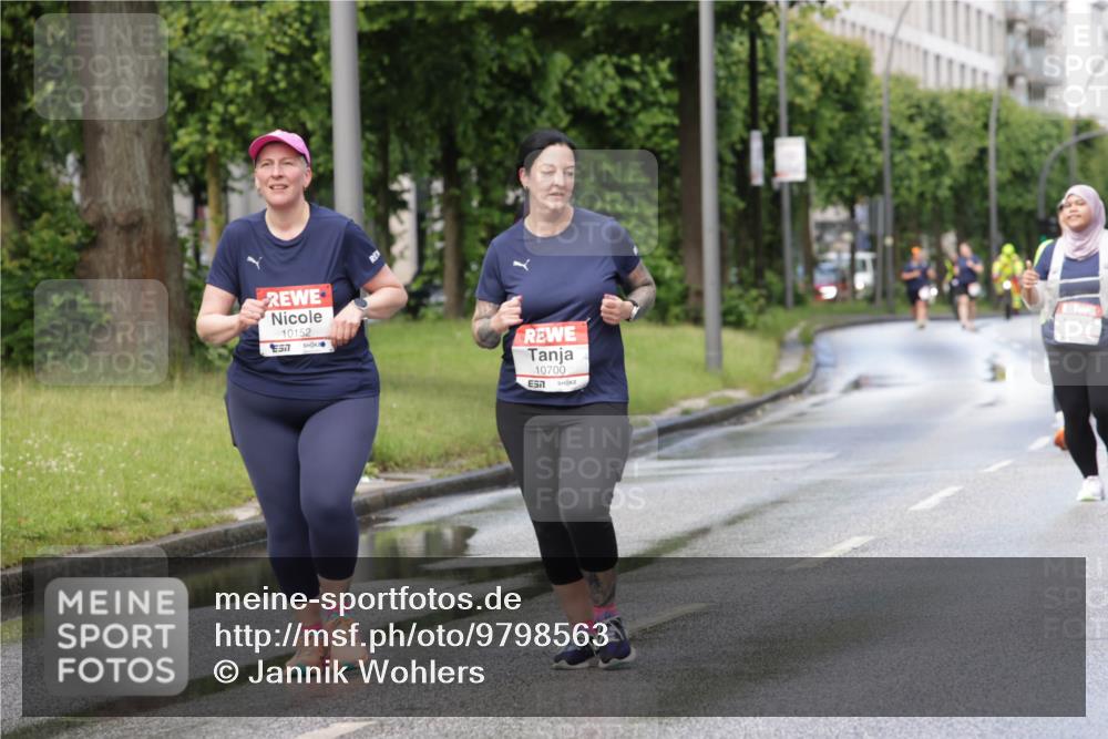14.06.2026 - REWE Women's Run Jannik Wohlers http://msf.ph/oto/9798563 14.06.2026 09:13:42 Laufen 10152, 57, 10700, 7 meine-sportfotos.de