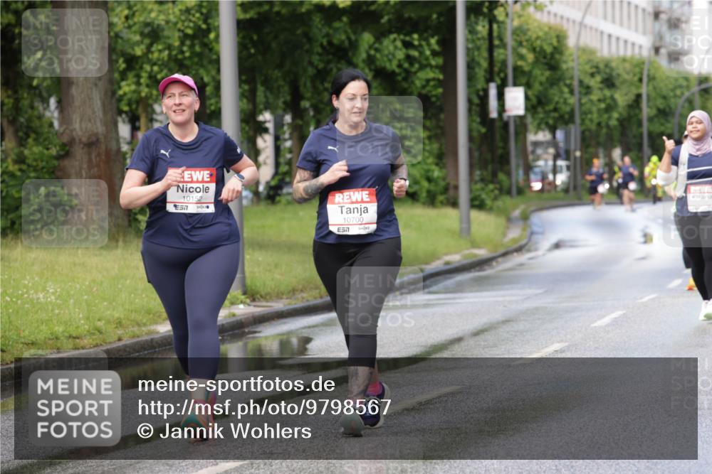 14.06.2026 - REWE Women's Run Jannik Wohlers http://msf.ph/oto/9798567 14.06.2026 09:13:42 Laufen 10152, 10700, 7 meine-sportfotos.de