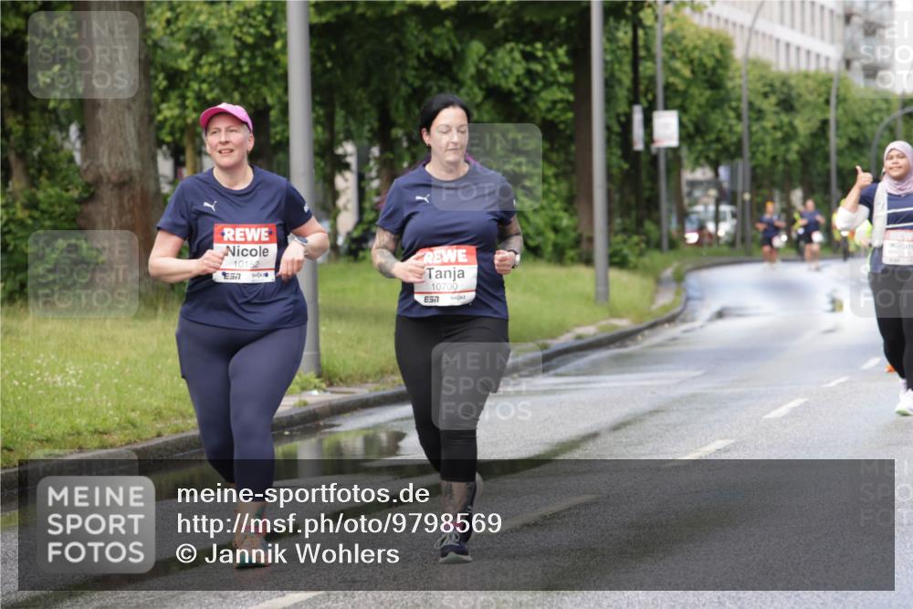 14.06.2026 - REWE Women's Run Jannik Wohlers http://msf.ph/oto/9798569 14.06.2026 09:13:42 Laufen 10152, 57, 10700, 7 meine-sportfotos.de