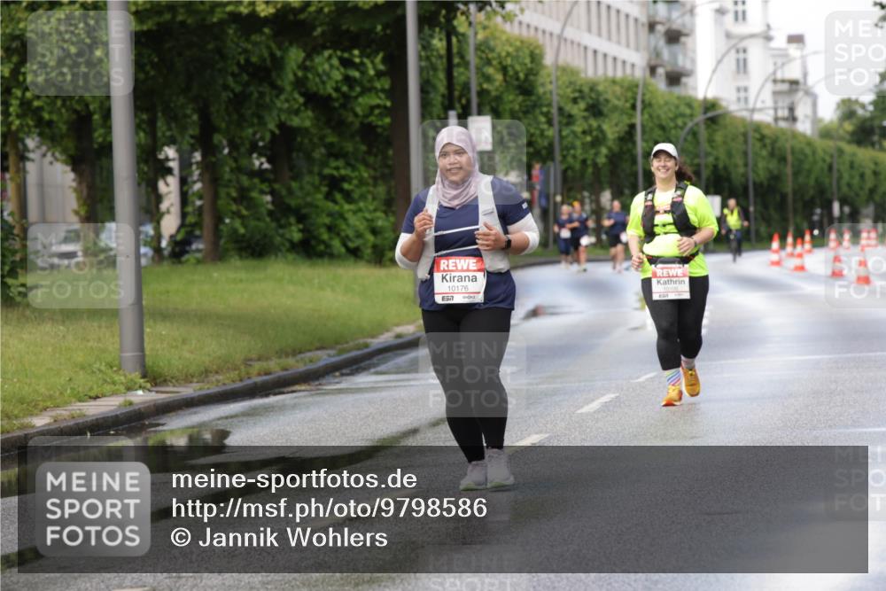 14.06.2026 - REWE Women's Run Jannik Wohlers http://msf.ph/oto/9798586 14.06.2026 09:13:47 Laufen 10176, 57 meine-sportfotos.de