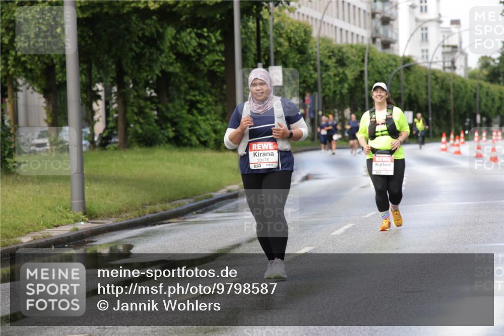 14.06.2026 - REWE Women's Run Jannik Wohlers http://msf.ph/oto/9798587 14.06.2026 09:13:47 Laufen 10176, 57 meine-sportfotos.de
