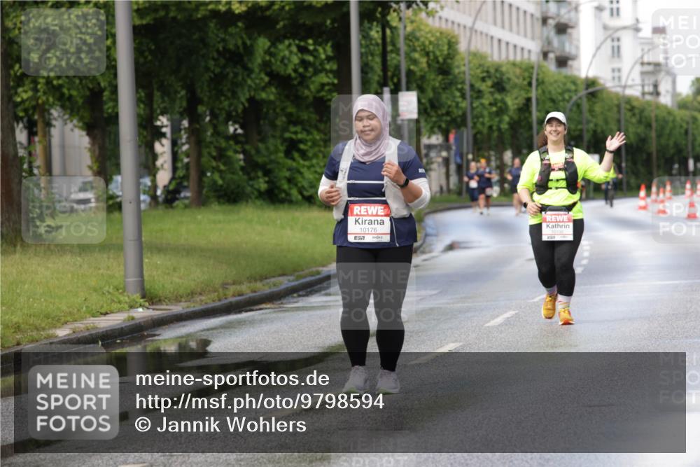 14.06.2026 - REWE Women's Run Jannik Wohlers http://msf.ph/oto/9798594 14.06.2026 09:13:47 Laufen 10176, 7 meine-sportfotos.de
