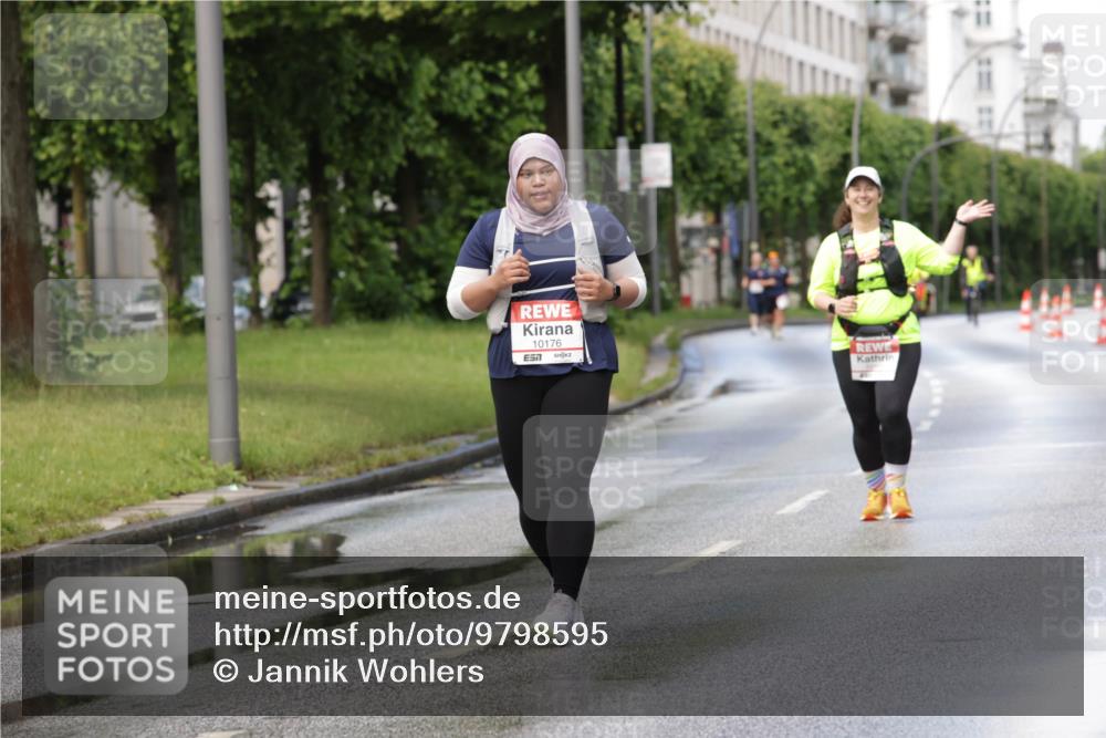 14.06.2026 - REWE Women's Run Jannik Wohlers http://msf.ph/oto/9798595 14.06.2026 09:13:48 Laufen 10176 meine-sportfotos.de