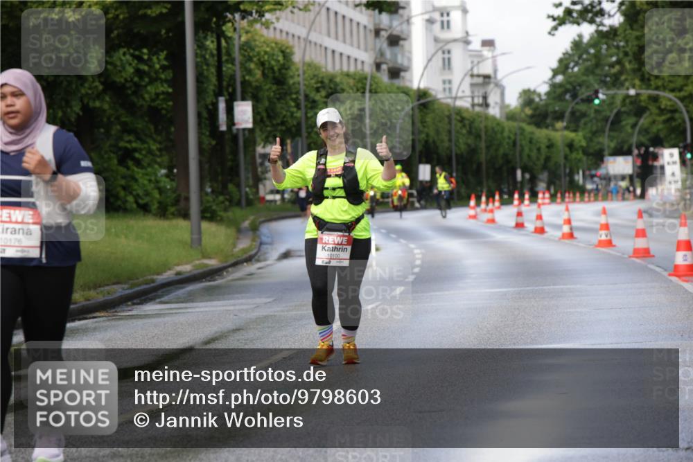 14.06.2026 - REWE Women's Run Jannik Wohlers http://msf.ph/oto/9798603 14.06.2026 09:13:50 Laufen 10176, 781, 10100 meine-sportfotos.de