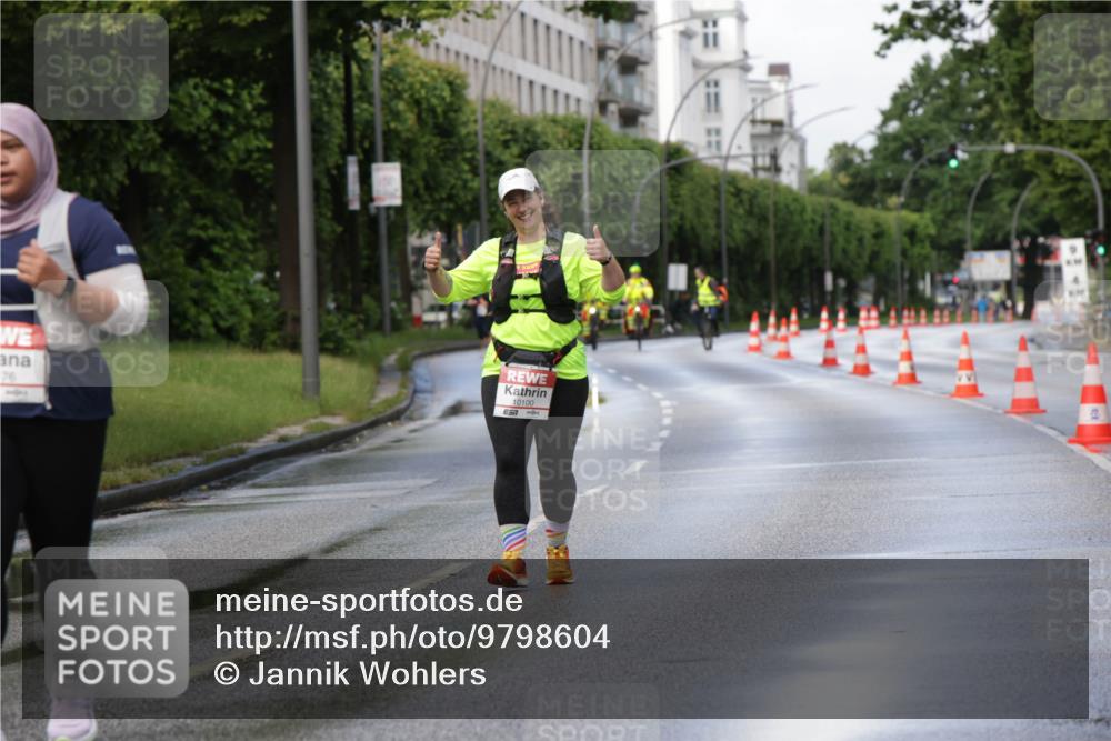 14.06.2026 - REWE Women's Run Jannik Wohlers http://msf.ph/oto/9798604 14.06.2026 09:13:50 Laufen 76, 10100 meine-sportfotos.de