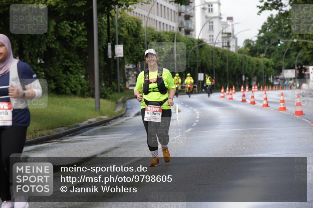14.06.2026 - REWE Women's Run Jannik Wohlers http://msf.ph/oto/9798605 14.06.2026 09:13:50 Laufen 10100, 7 meine-sportfotos.de