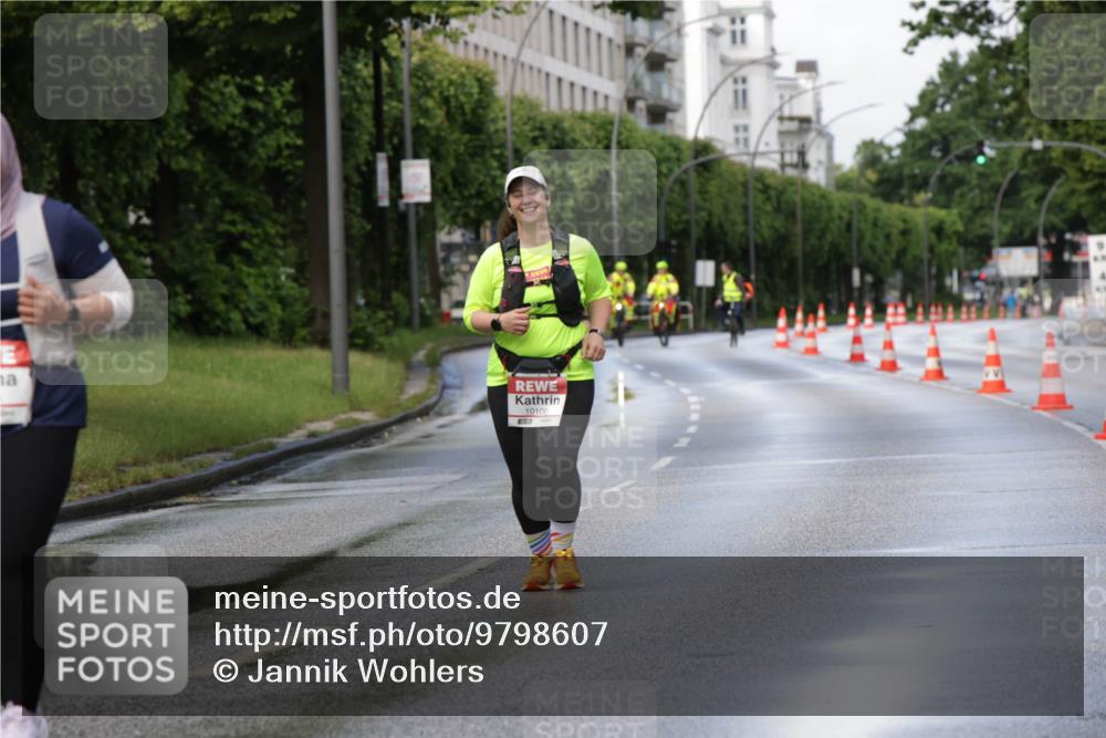 14.06.2026 - REWE Women's Run Jannik Wohlers http://msf.ph/oto/9798607 14.06.2026 09:13:50 Laufen 10100, 57 meine-sportfotos.de