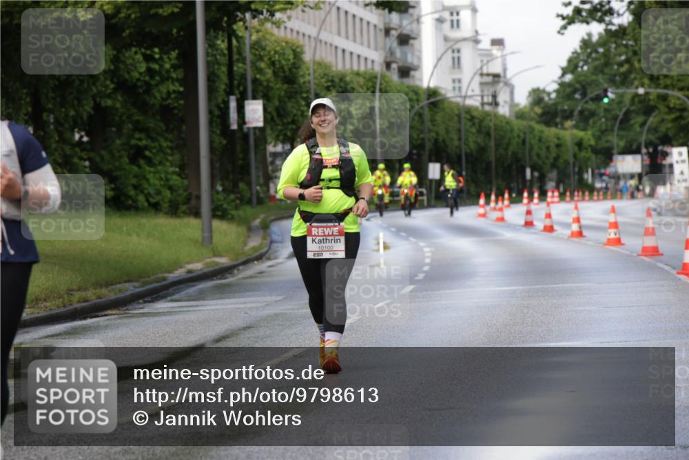 14.06.2026 - REWE Women's Run Jannik Wohlers http://msf.ph/oto/9798613 14.06.2026 09:13:50 Laufen 10100, 7 meine-sportfotos.de