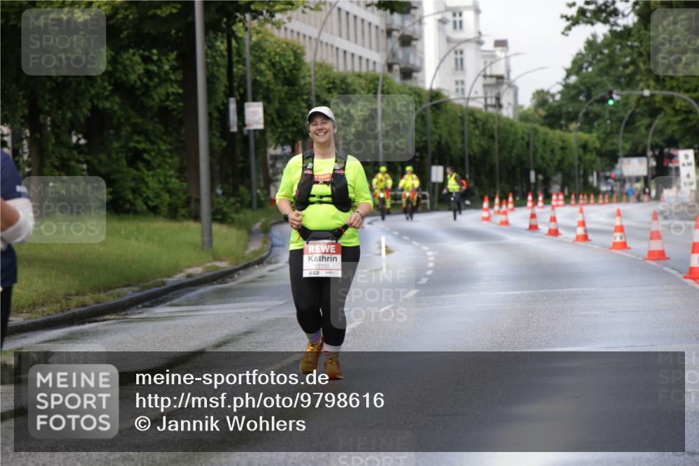 14.06.2026 - REWE Women's Run Jannik Wohlers http://msf.ph/oto/9798616 14.06.2026 09:13:50 Laufen 10100, 57 meine-sportfotos.de