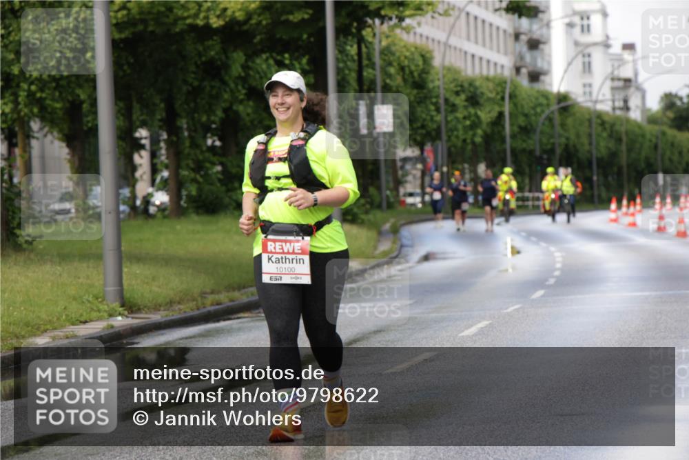 14.06.2026 - REWE Women's Run Jannik Wohlers http://msf.ph/oto/9798622 14.06.2026 09:13:53 Laufen 10100, 7 meine-sportfotos.de