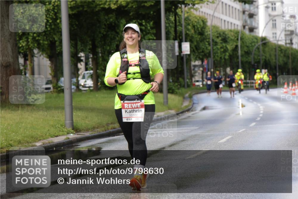 14.06.2026 - REWE Women's Run Jannik Wohlers http://msf.ph/oto/9798630 14.06.2026 09:13:53 Laufen 10100, 57 meine-sportfotos.de