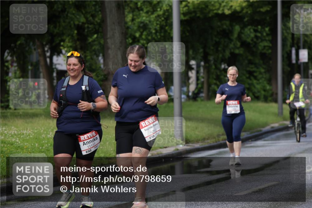 14.06.2026 - REWE Women's Run Jannik Wohlers http://msf.ph/oto/9798659 14.06.2026 09:14:38 Laufen 11117, 7, 1083 meine-sportfotos.de