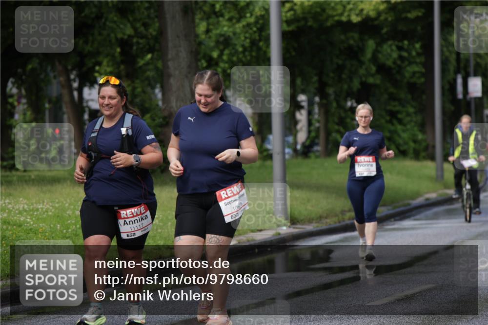 14.06.2026 - REWE Women's Run Jannik Wohlers http://msf.ph/oto/9798660 14.06.2026 09:14:38 Laufen 11117, 7, 1083, 7 meine-sportfotos.de
