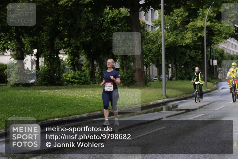 14.06.2026 - REWE Women's Run Jannik Wohlers http://msf.ph/oto/9798682 14.06.2026 09:14:43 Laufen 10459 meine-sportfotos.de