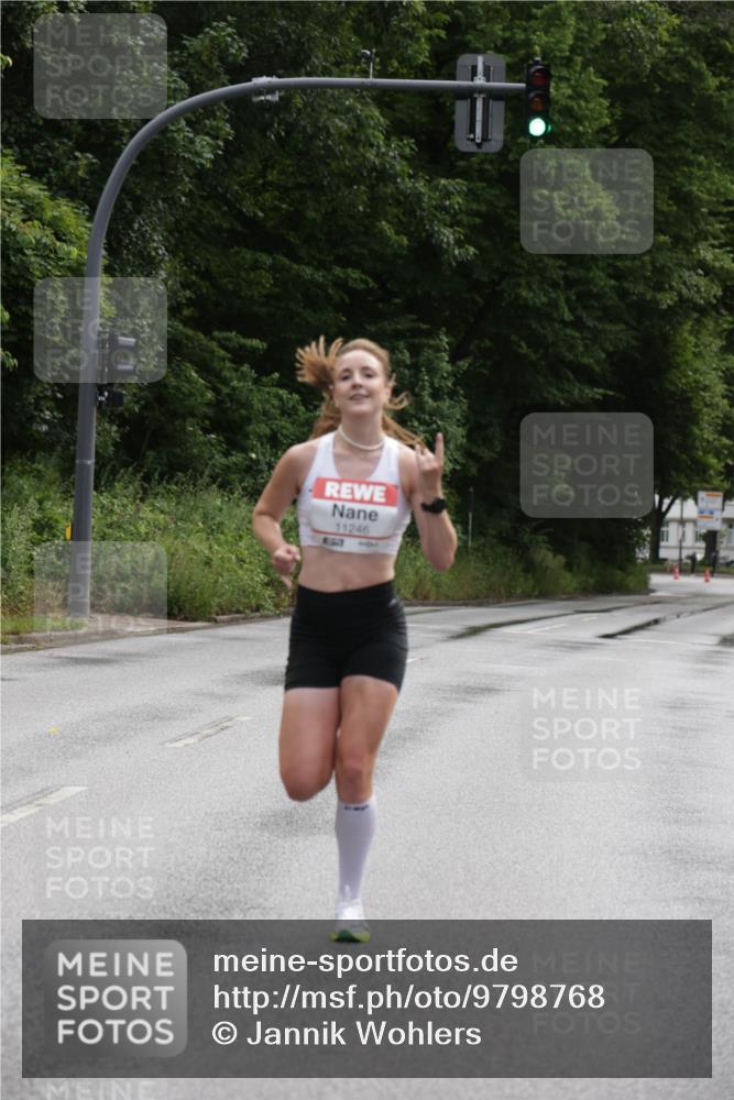 14.06.2026 - REWE Women's Run Jannik Wohlers http://msf.ph/oto/9798768 14.06.2026 09:34:28 Laufen 11246, 637 meine-sportfotos.de