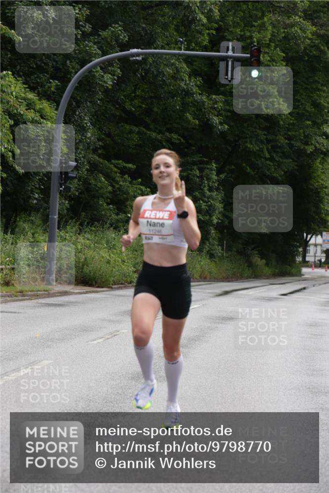 14.06.2026 - REWE Women's Run Jannik Wohlers http://msf.ph/oto/9798770 14.06.2026 09:34:28 Laufen 11246 meine-sportfotos.de