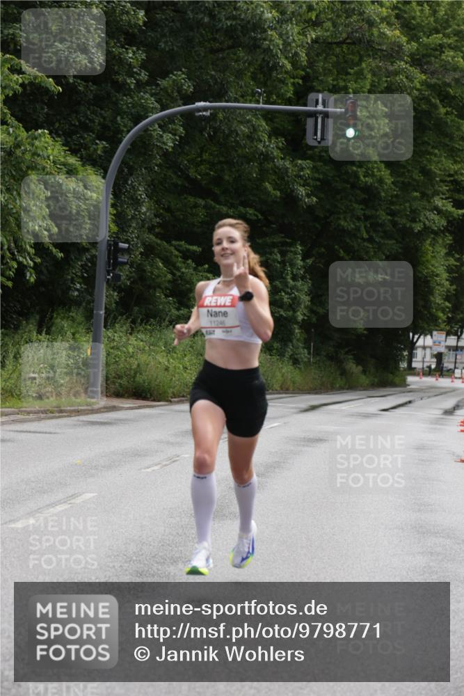 14.06.2026 - REWE Women's Run Jannik Wohlers http://msf.ph/oto/9798771 14.06.2026 09:34:28 Laufen 11246, 167 meine-sportfotos.de