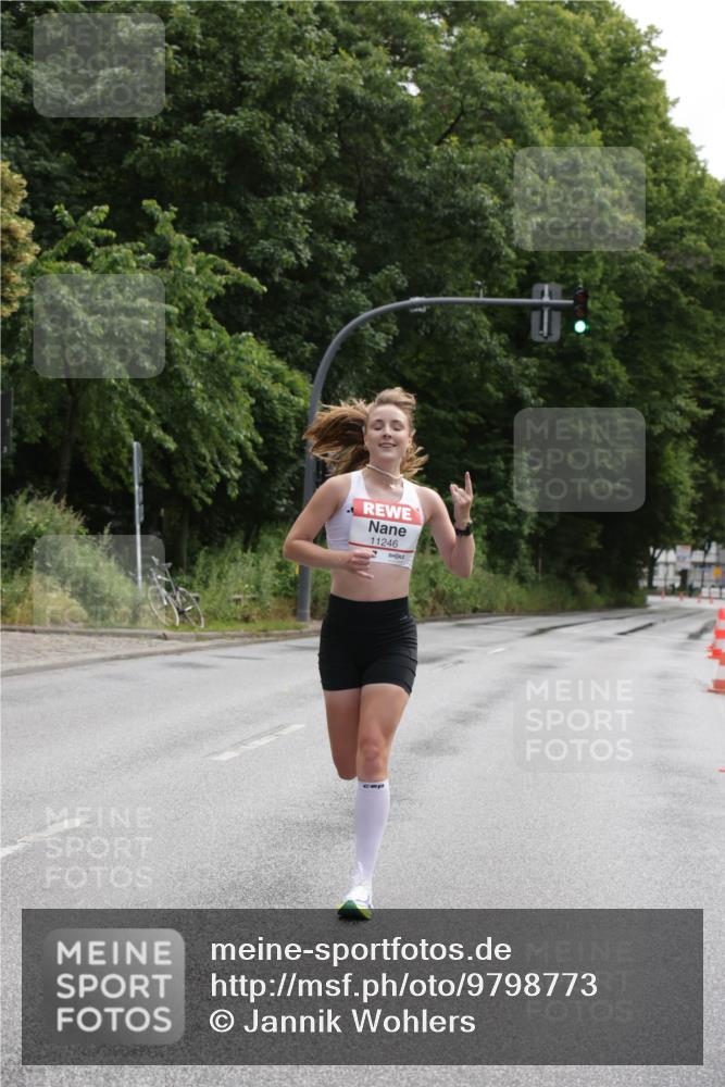 14.06.2026 - REWE Women's Run Jannik Wohlers http://msf.ph/oto/9798773 14.06.2026 09:34:28 Laufen 11246 meine-sportfotos.de