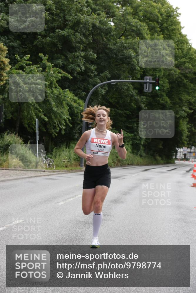 14.06.2026 - REWE Women's Run Jannik Wohlers http://msf.ph/oto/9798774 14.06.2026 09:34:28 Laufen 11246, 57 meine-sportfotos.de