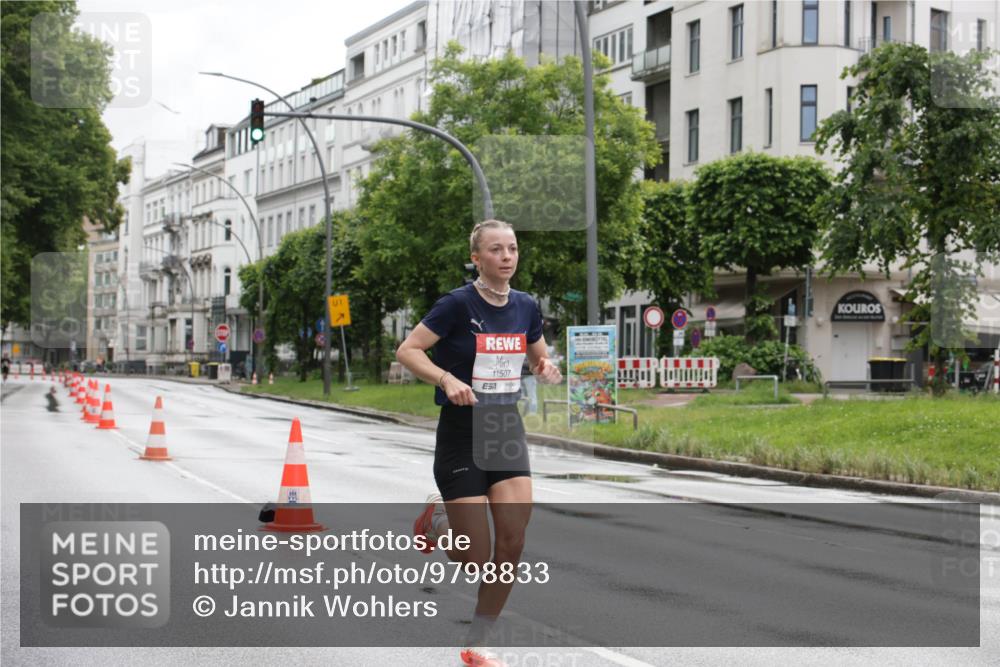 14.06.2026 - REWE Women's Run Jannik Wohlers http://msf.ph/oto/9798833 14.06.2026 09:38:42 Laufen 01, 11507 meine-sportfotos.de