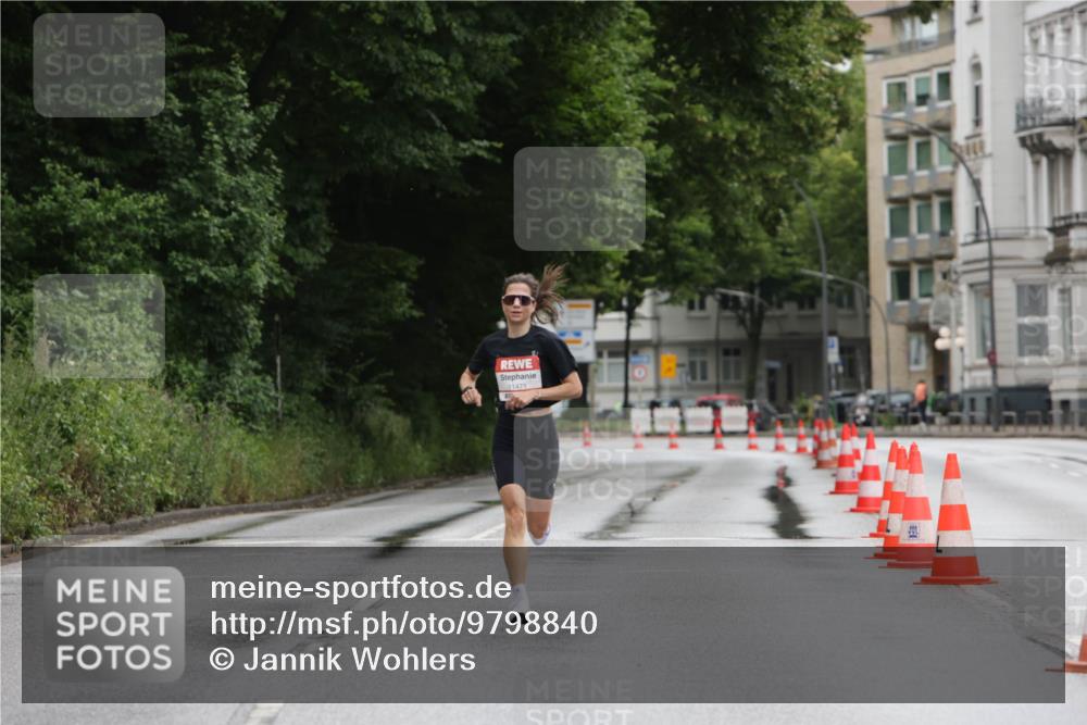14.06.2026 - REWE Women's Run Jannik Wohlers http://msf.ph/oto/9798840 14.06.2026 09:39:01 Laufen 11471 meine-sportfotos.de