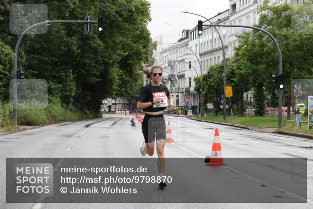 14.06.2026 - REWE Women's Run Jannik Wohlers http://msf.ph/oto/9798870 14.06.2026 09:39:05 Laufen 57, 01 meine-sportfotos.de
