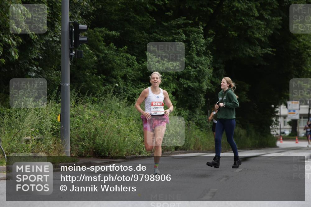 14.06.2026 - REWE Women's Run Jannik Wohlers http://msf.ph/oto/9798906 14.06.2026 09:40:05 Laufen 10080 meine-sportfotos.de
