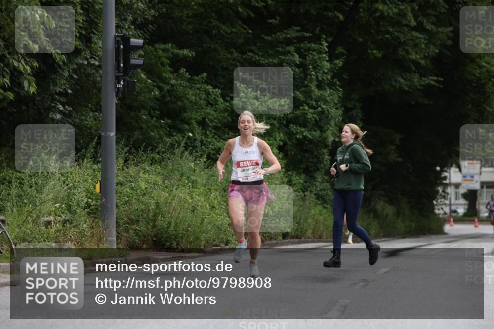 14.06.2026 - REWE Women's Run Jannik Wohlers http://msf.ph/oto/9798908 14.06.2026 09:40:05 Laufen  meine-sportfotos.de