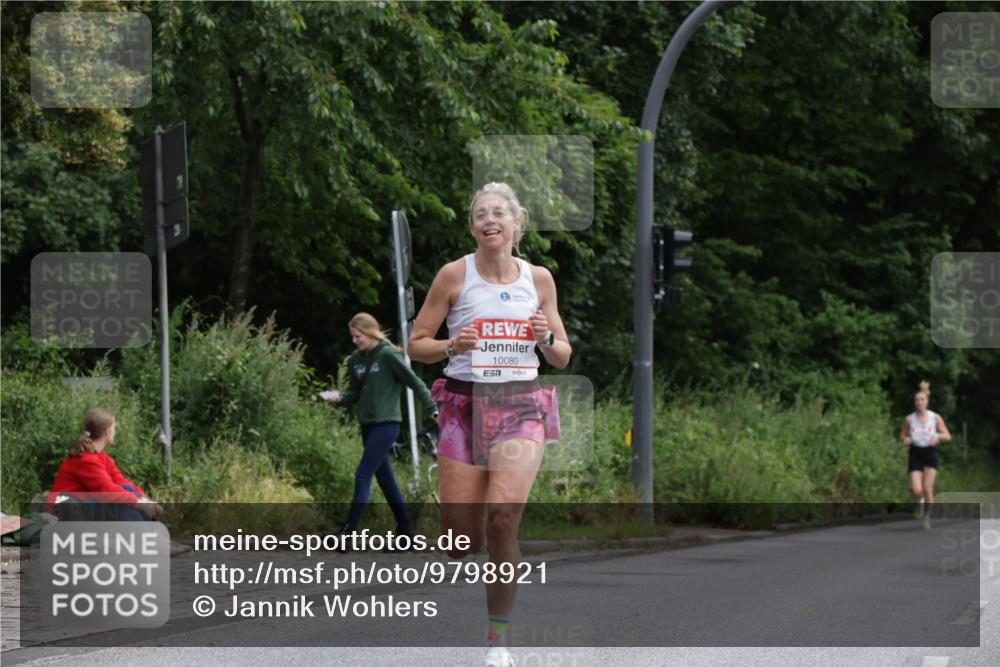 14.06.2026 - REWE Women's Run Jannik Wohlers http://msf.ph/oto/9798921 14.06.2026 09:40:09 Laufen 10080, 7 meine-sportfotos.de