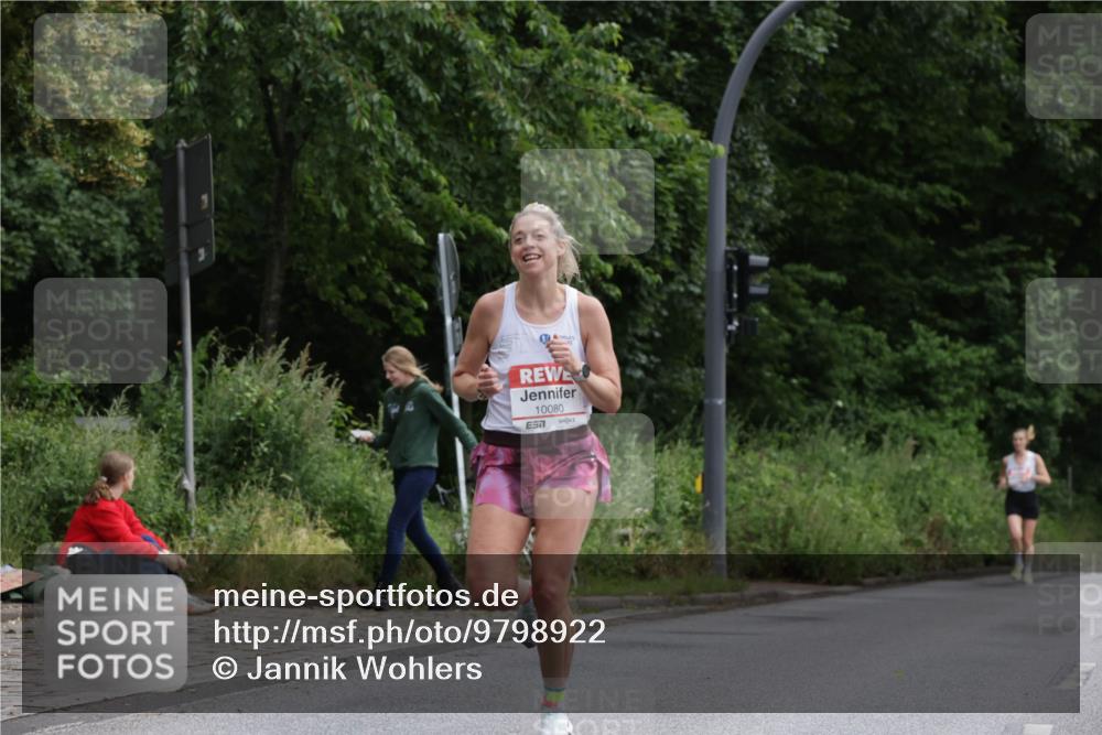 14.06.2026 - REWE Women's Run Jannik Wohlers http://msf.ph/oto/9798922 14.06.2026 09:40:09 Laufen 10080, 7 meine-sportfotos.de
