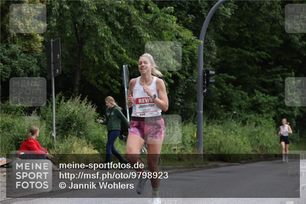 14.06.2026 - REWE Women's Run Jannik Wohlers http://msf.ph/oto/9798923 14.06.2026 09:40:09 Laufen 10080, 7 meine-sportfotos.de
