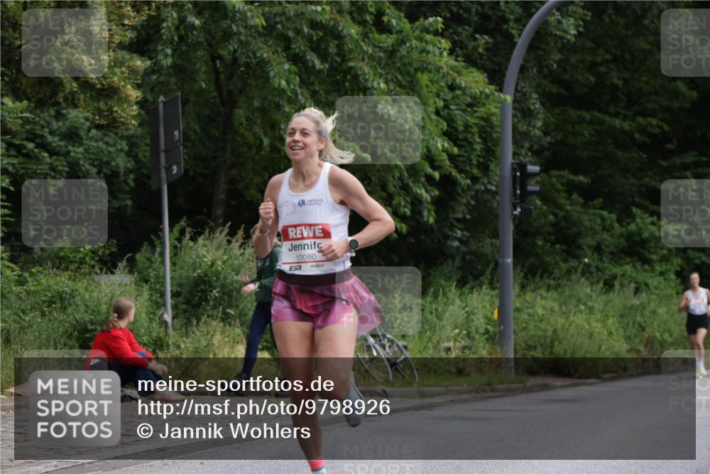 14.06.2026 - REWE Women's Run Jannik Wohlers http://msf.ph/oto/9798926 14.06.2026 09:40:09 Laufen 10080 meine-sportfotos.de